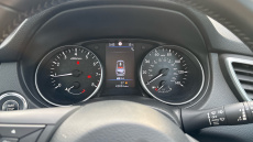 Nissan Qashqai 1.3 DiG-T N-Connecta 5dr [Glass Roof Pack] Petrol Hatchback